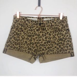 NWT Pilcro Hyphen Leopard Shorts, 25